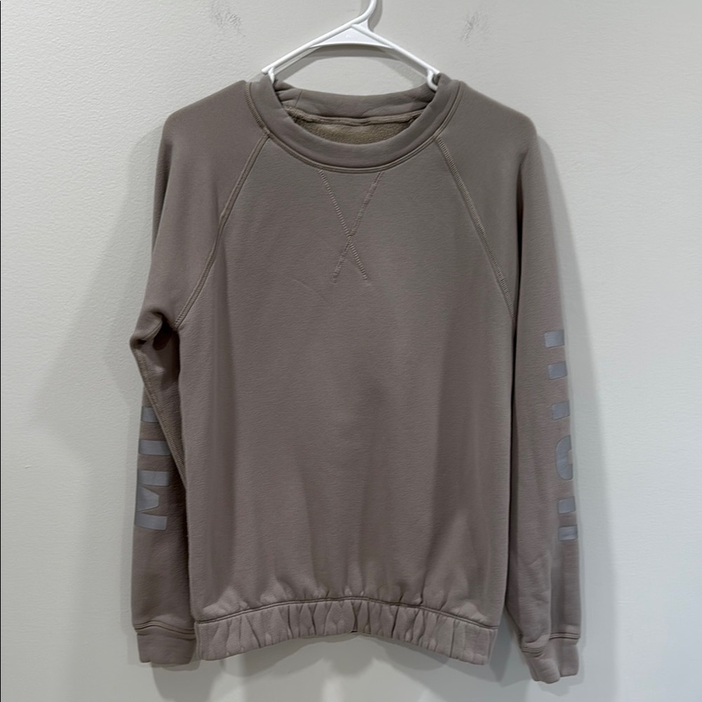 Lululemon Home Stretch Crew Tan/Silver Sweatshirt EUC